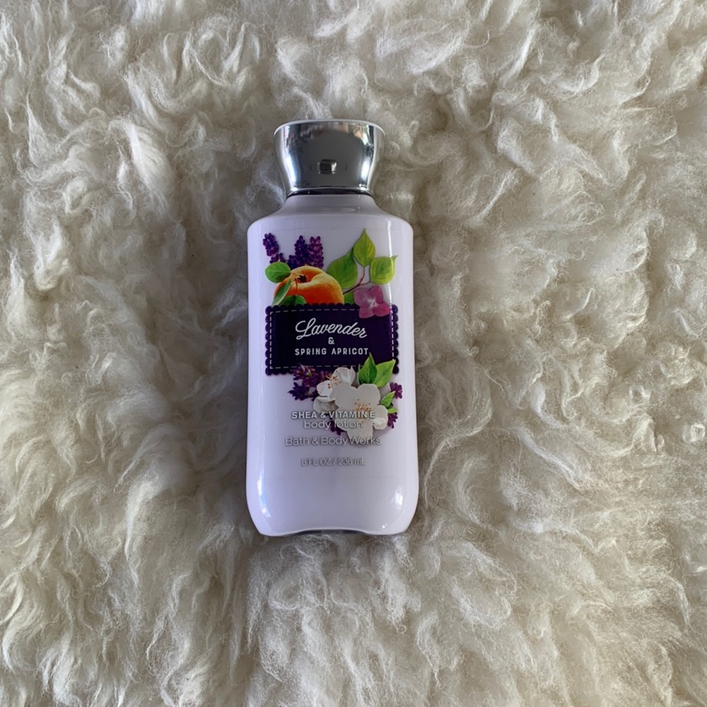 New BBW Lavender & Spring Apricot Body Lotion